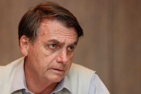 Cela que Bolsonaro pode ser preso na PF é semelhante a que Lula ficou em Curitiba.
