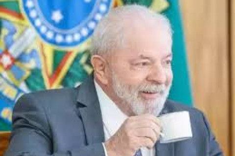 Café: após tarifaço dos EUA, China libera 183 exportadoras brasileiras.