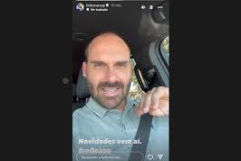 Após condenação de Bolsonaro, Eduardo ameaça: 'Graças a Deus temos aliado mais poderoso do mundo'